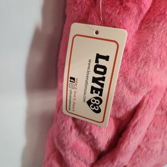 Love83 Faux Fur Jacket‎ in Pink - Size Medium - Picture 6 of 9